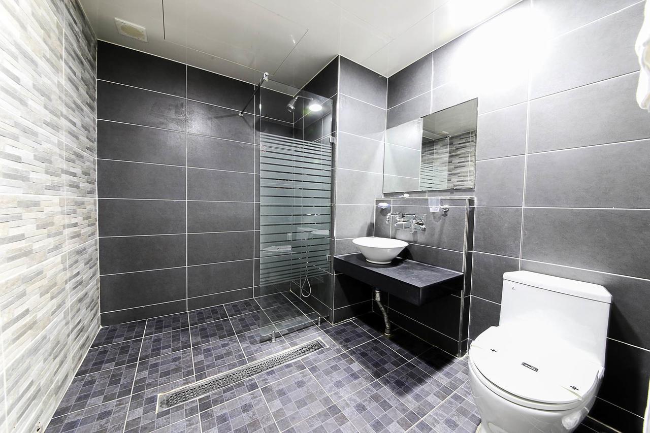 White Hotel Сувон Екстериор снимка